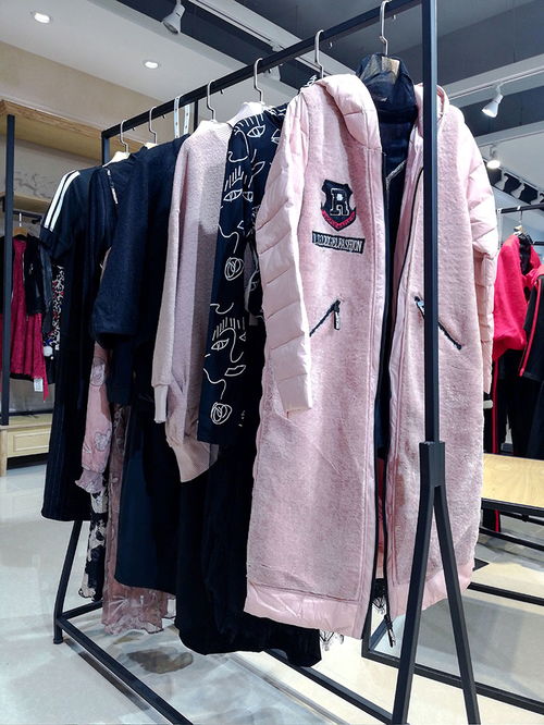 廣州女裝尾貨批發市場哪里貨源最便宜